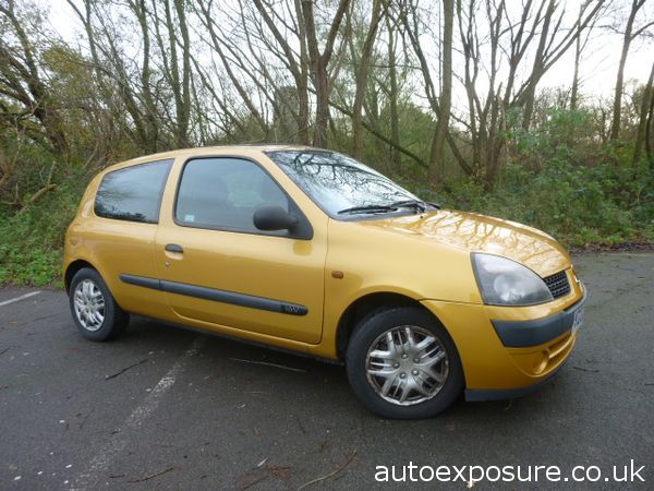 2002 Renault Clio 1.2 16V image 1