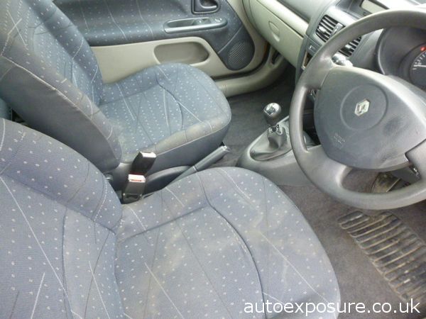 2002 Renault Clio 1.2 16V image 4