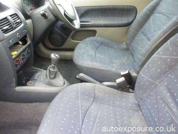 2002 Renault Clio 1.2 16V image 5