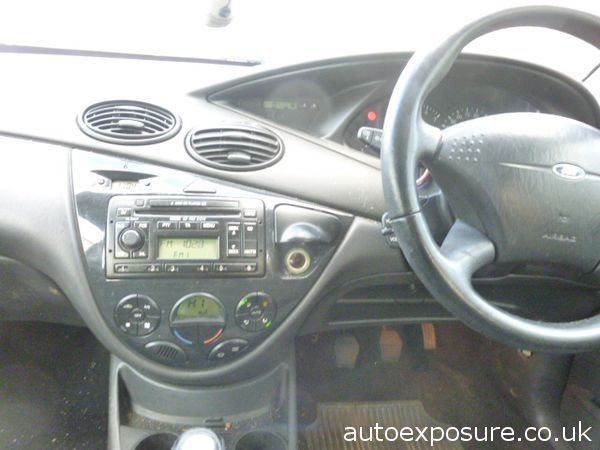 2002 Ford Focus 2.0 Ghia image 4