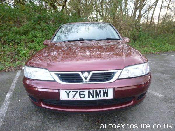 2001 Vauxhall Vectra 1.8 Club image 3