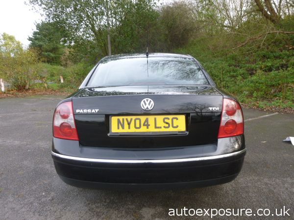 2004 Volkswagen Passat 1.9 SE TDI image 2