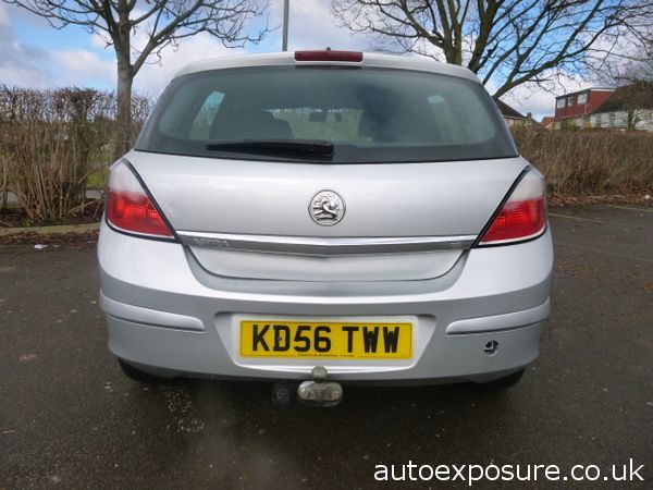 2006 Vauxhall Astra 1.8i image 2