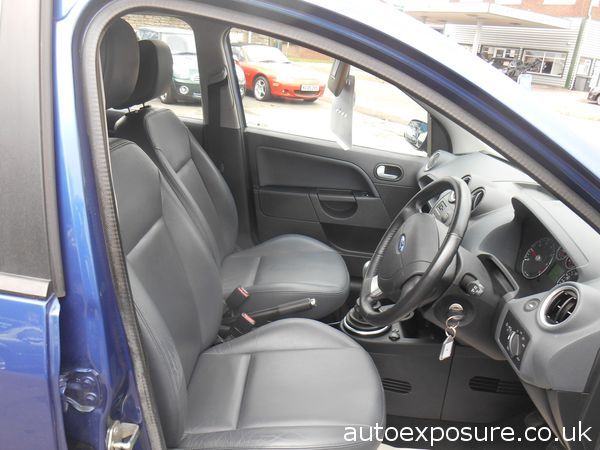 2007 Ford Fiesta 1.4 Ghia image 4