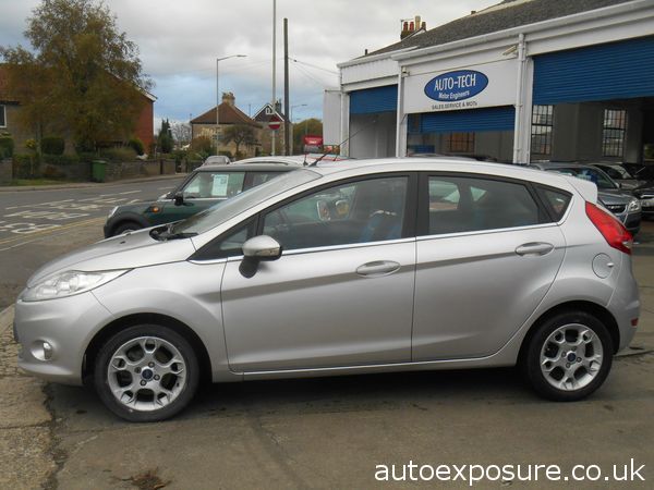 2012 Ford Fiesta 1.25 Zetec image 2