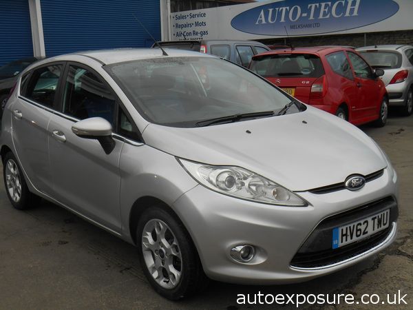 2012 Ford Fiesta 1.25 Zetec image 3