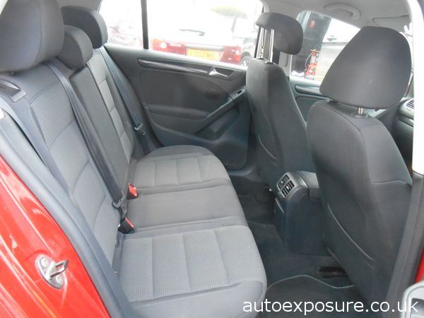2011 Volkswagen Golf 1.6 TDi 105 Match image 5