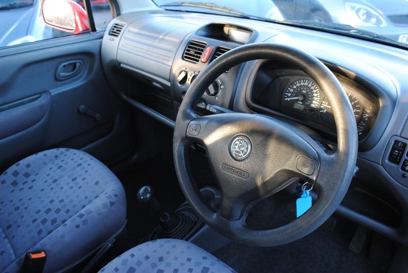 2000 Vauxhall Agila 1.2 image 4