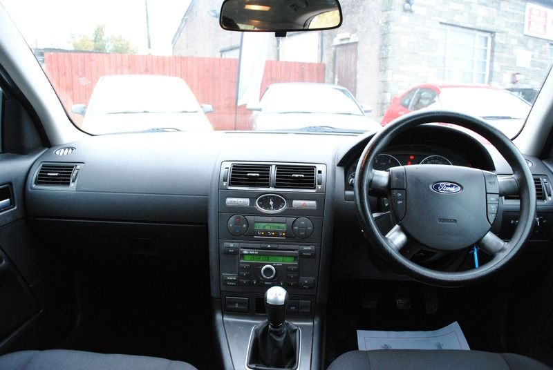 2005 Ford Mondeo LX 2.0 TDCI image 4