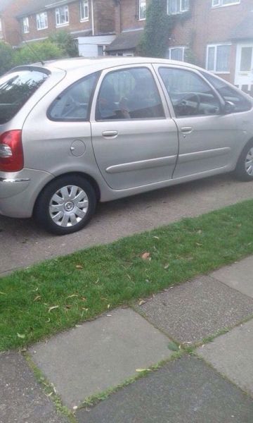 2004 Citroen Xsara Picasso 2.0 image 2