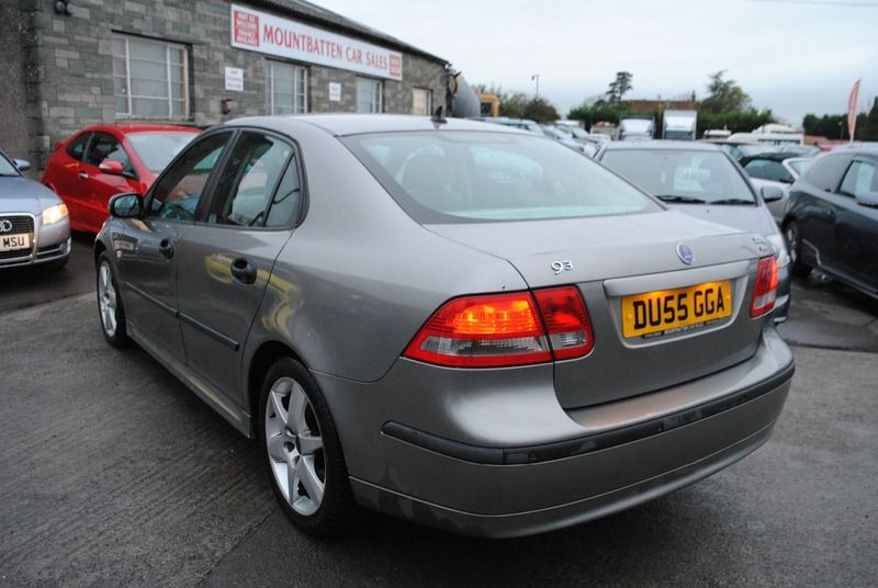 2005 Saab 9 3 Vector Sport image 3