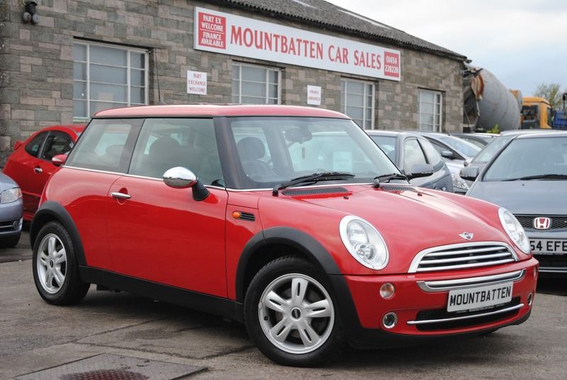 2005 MINI One 1.6 image 1