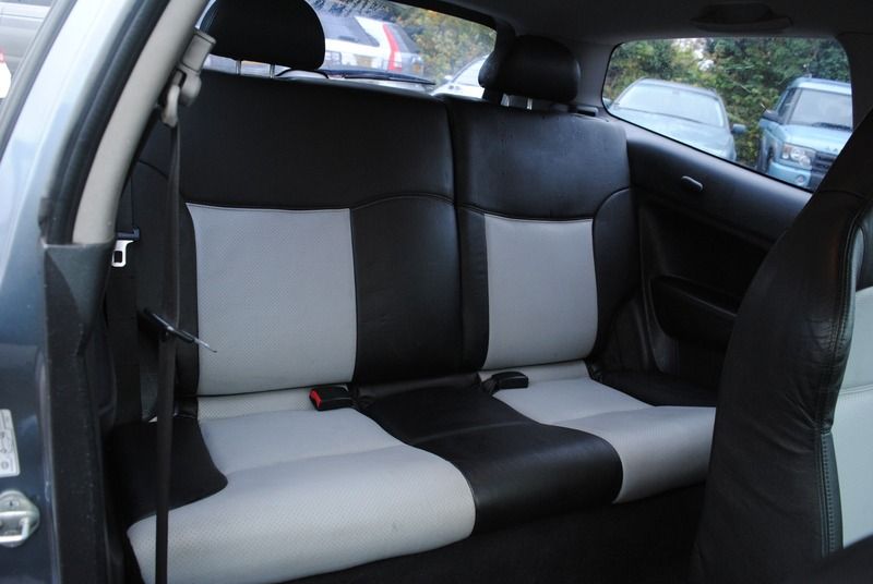 2004 Honda Civic Type-R 2.0 image 5