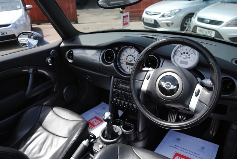 2005 MINI Convertible Cooper S 1.6 image 4