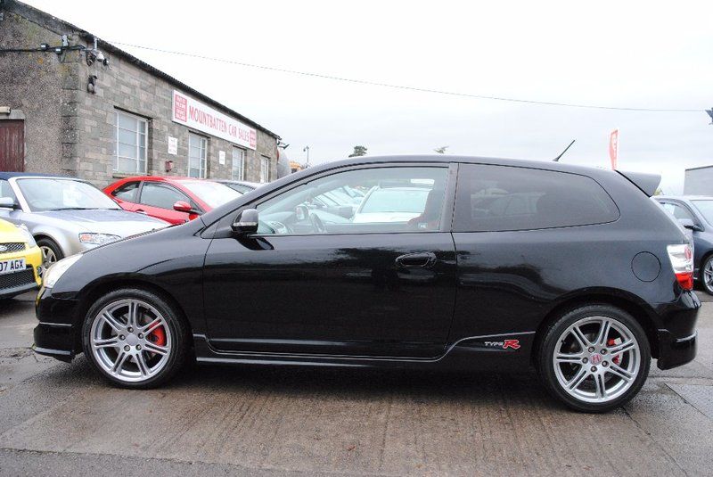 2005 Honda Civic Type-R 2.0 image 2