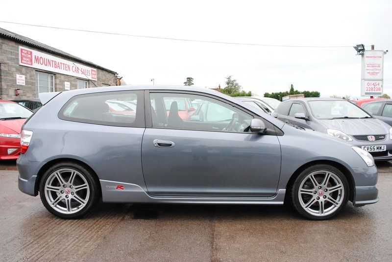 2004 Honda Civic Type-R 2.0 image 2