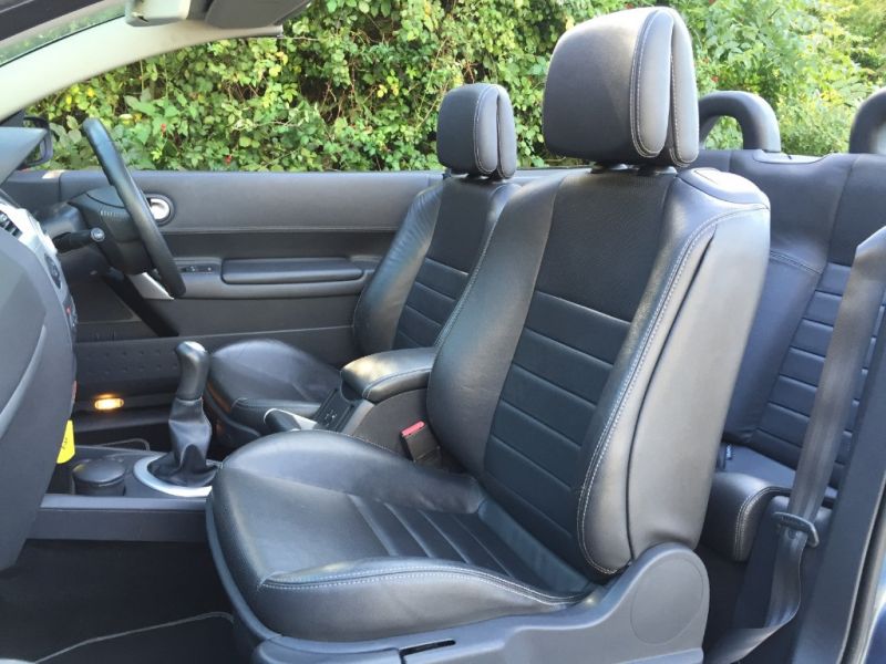 2007 Renault Megane Dynamique S VVT image 3