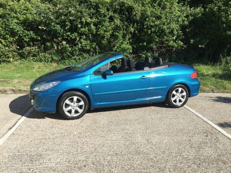 2006 Peugeot 307 CC S image 2