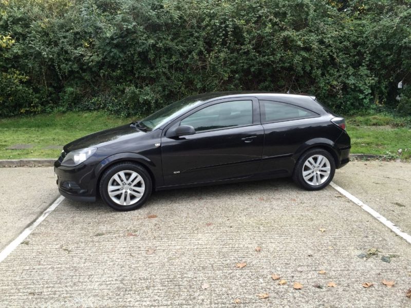 2007 Vauxhall Astra SXi Sports Hatch image 2
