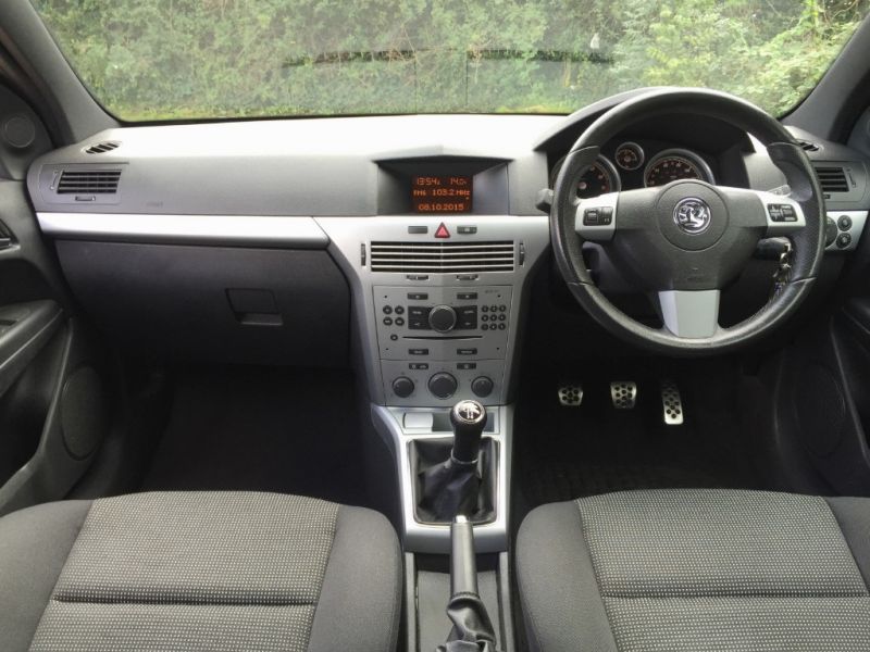 2007 Vauxhall Astra SXi Sports Hatch image 5