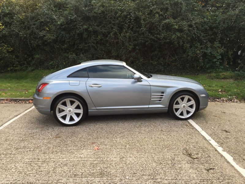 2005 Chrysler Crossfire V6 image 1