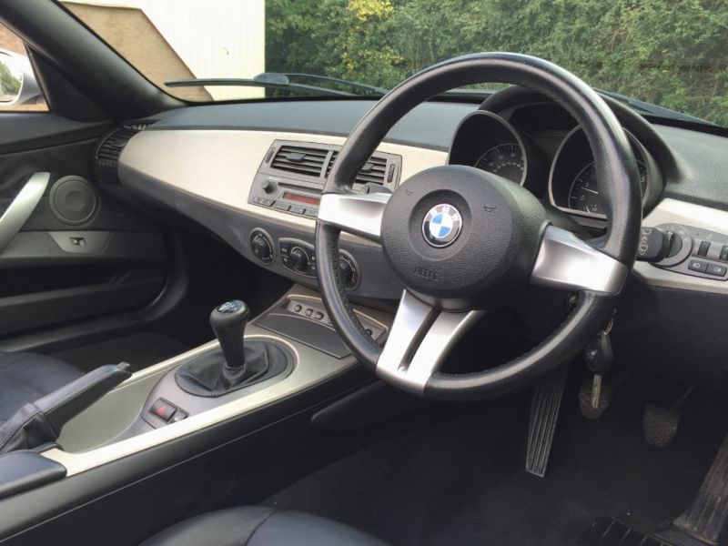 2004 BMW Z4 2.2 SE image 4
