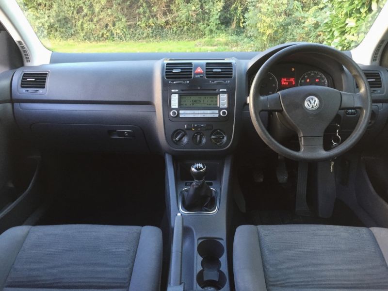 2008 Volkswagen Golf S TDi 5dr image 5