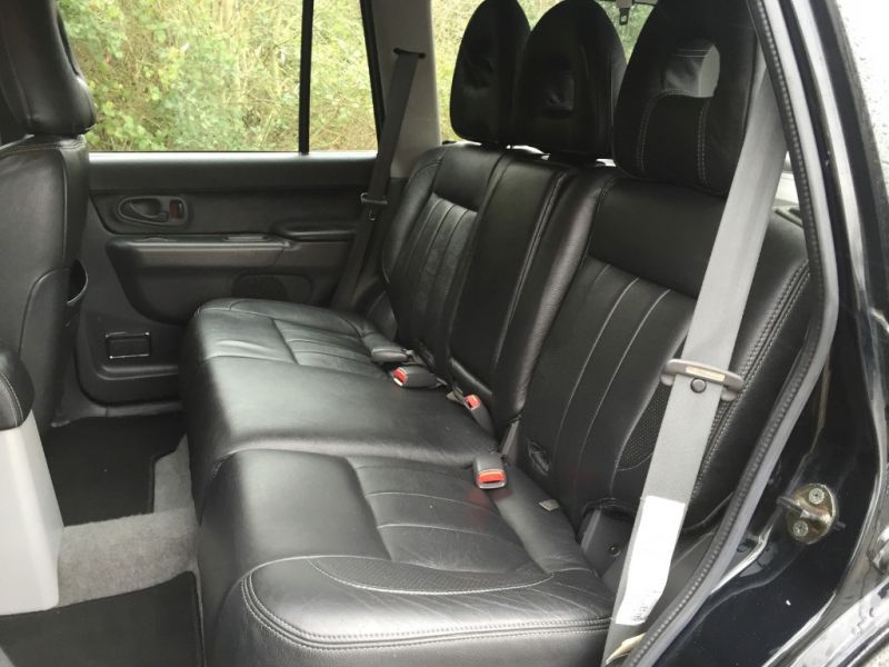 2006 Mitsubishi Shogun Sport Warrior TD GLX image 4