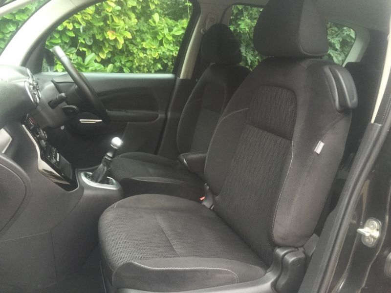 2011 Citroen C3 Picasso Exclusive HDi image 3