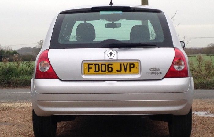 2006 Renault Clio 1.2 16v Campus Sport 3dr image 3