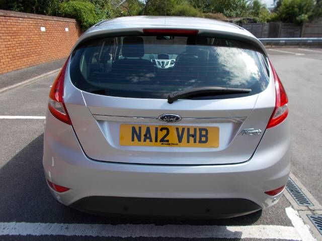 2012 Ford Fiesta 1.25 82PS Zetec 5/Dr image 3