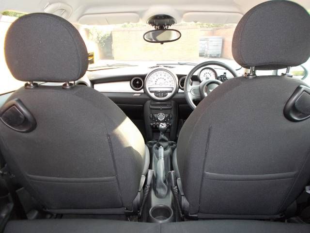 2013 Mini Hatchback 1.6 Cooper image 4