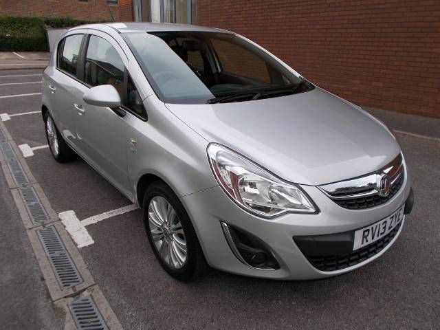 2013 Vauxhall Corsa 1.4i SE 5/Dr image 1