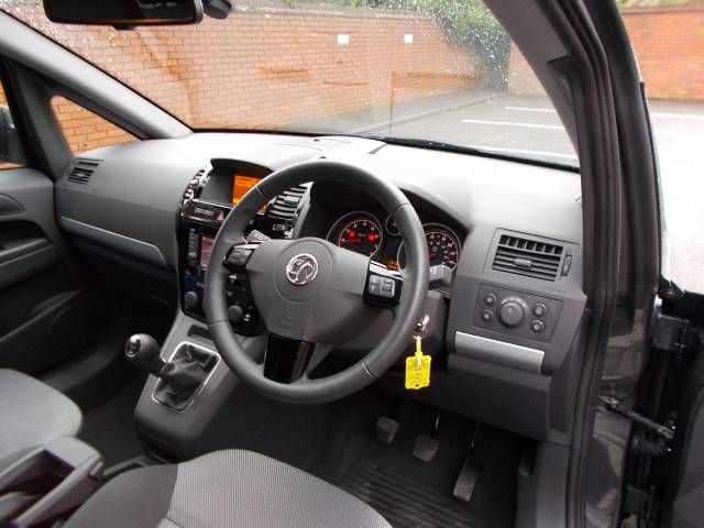 2012 Vauxhall Zafira 1.8 VVTi image 5