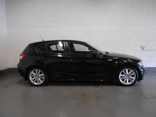 2005 BMW 1 SERIES 2.0 image 2