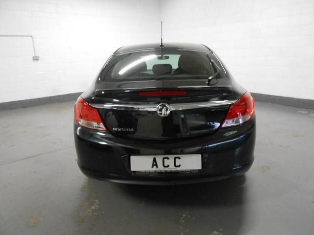 2011 VAUXHALL INSIGNIA 1.8 SRI image 3