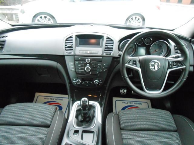 2011 VAUXHALL INSIGNIA 1.8 SRI image 4
