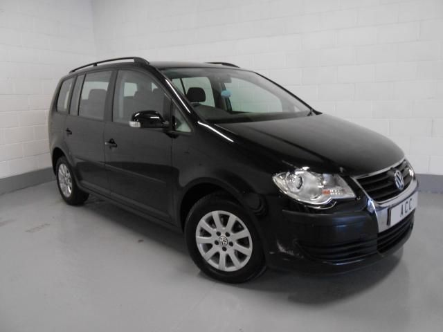 2009 VOLKSWAGEN TOURAN 1.9 S TDI image 1