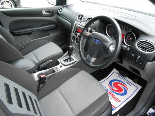 2009 FORD FOCUS 2.0 ZETEC S TDCI image 4