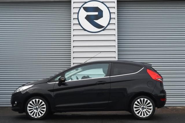 2009 FORD FIESTA 1.4 TITANIUM TDCI image 2