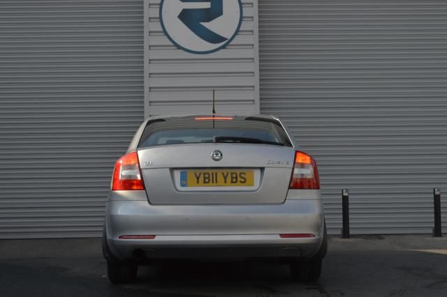 2011 SKODA OCTAVIA 1.6 SE TDI image 3