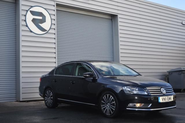 2011 VOLKSWAGEN PASSAT 2.0 SPORT TDI image 1