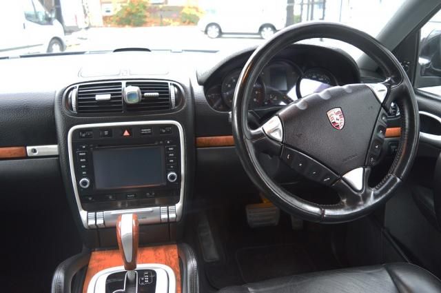 2006 PORSCHE CAYENNE 3.2 image 4