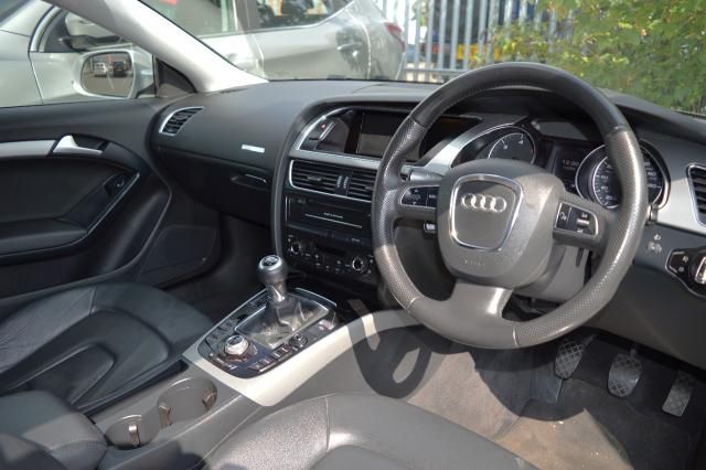 2010 AUDI A5 2.0 TDI SE image 4