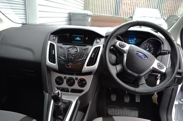 2014 FORD FOCUS 1.6 ZETEC image 4