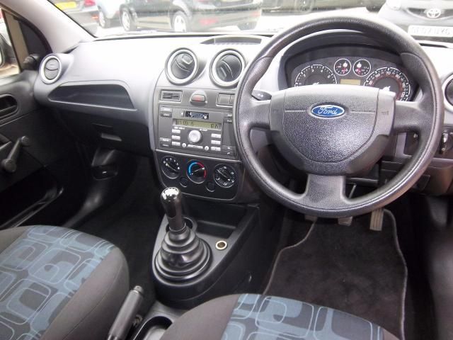 2006 FORD FIESTA 1.2 STUDIO 16V image 4