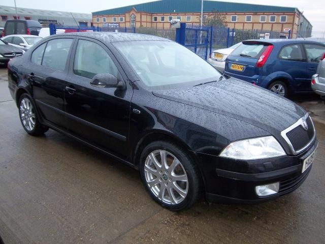 2009 SKODA OCTAVIA 2.0TDI image 1