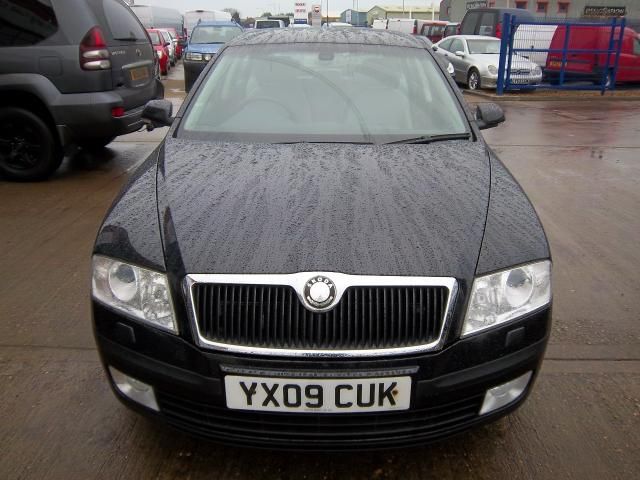 2009 SKODA OCTAVIA 2.0TDI image 2