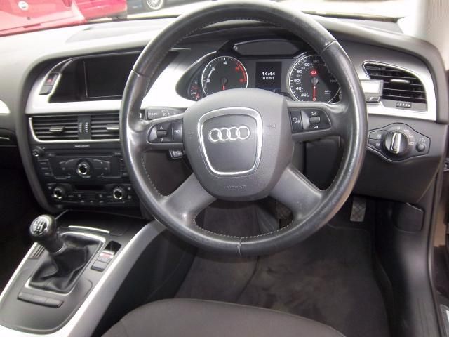 2008 AUDI A4 2.0 TDI SE image 4