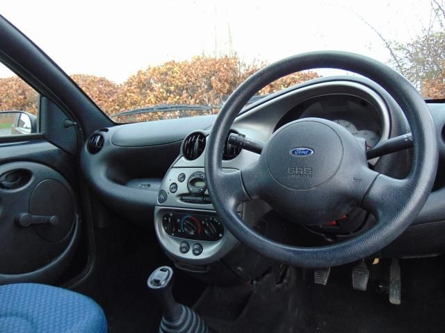 2004 FORD KA 1.3 image 4